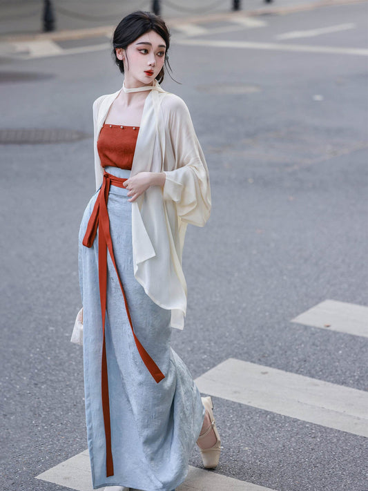 Song Dynasty Modern Hanfu Winged Sleeve Top and Spiral Skirt - Misty Rain 等烟雨 (Preorder)