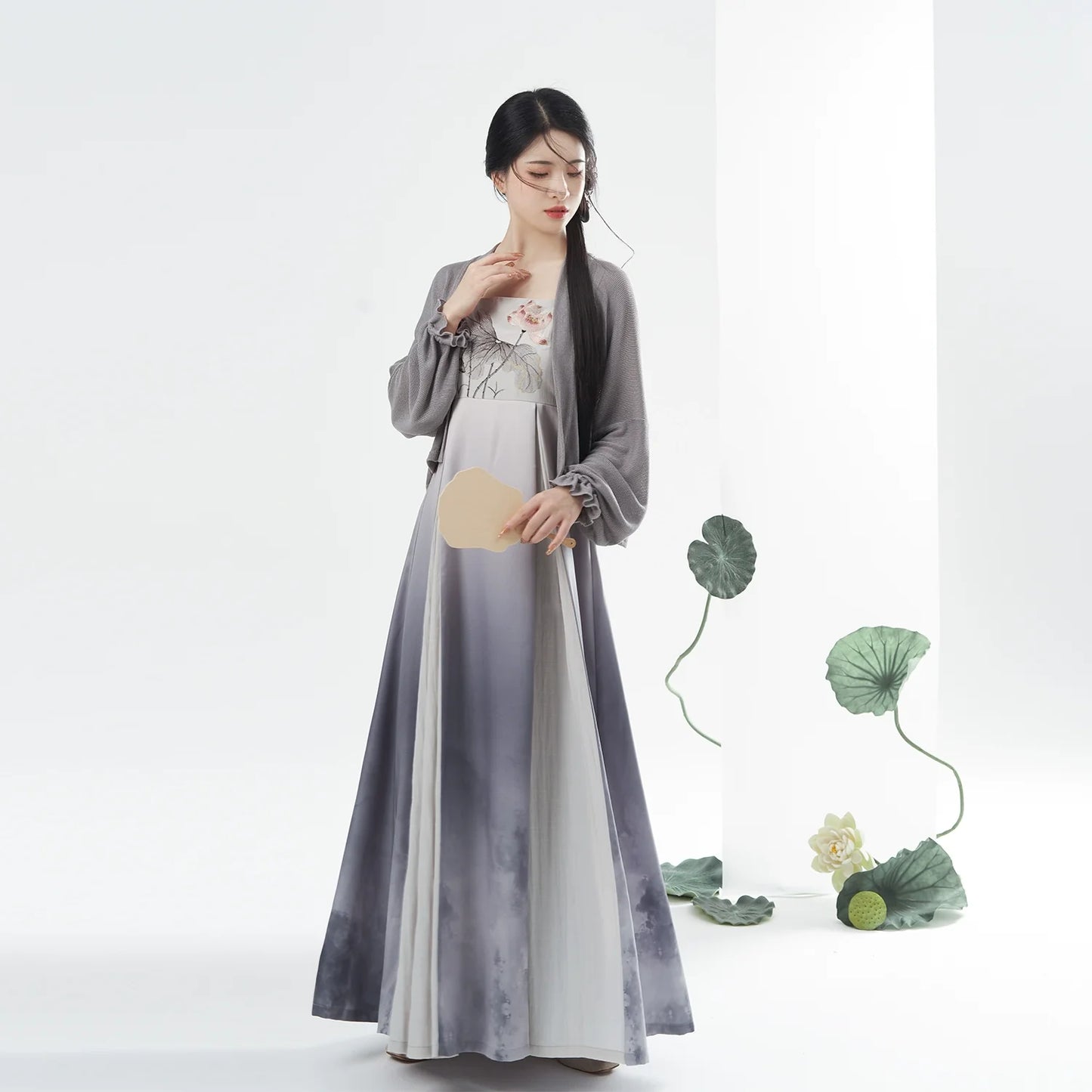 Modern Tang Dynasty Hanfu Slip Dress Set - Wuhefeng 芜荷风 (Preorder)
