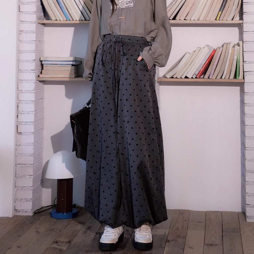Tang Dynasty Modern Hanfu Round Collar Cardigan Linen Blend Top and Bloomers - Ink Like 似墨