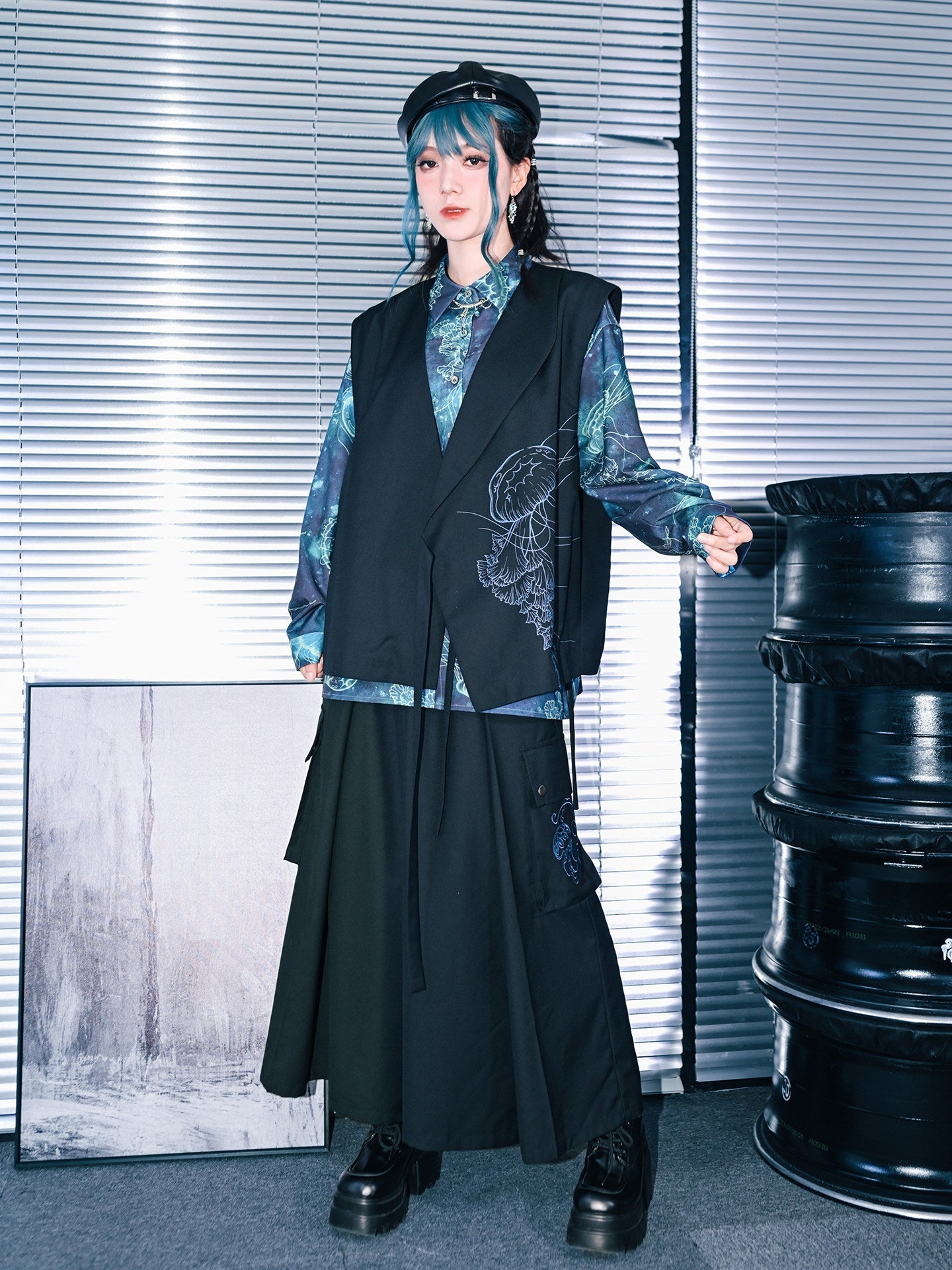 New Chinese Style Asymmetrical Layered Vest - Floating Electric Jellyfish 蓝界浮荧