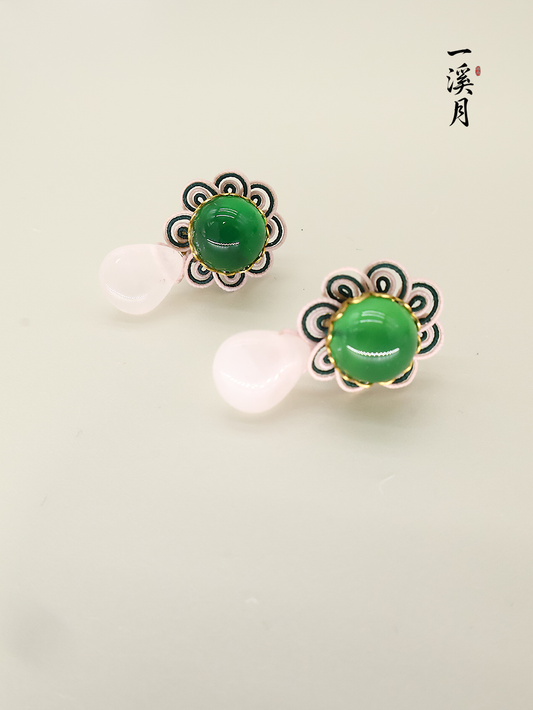 Chalcedony green velvet flower stud earrings, side view, Chinese-style jewelry