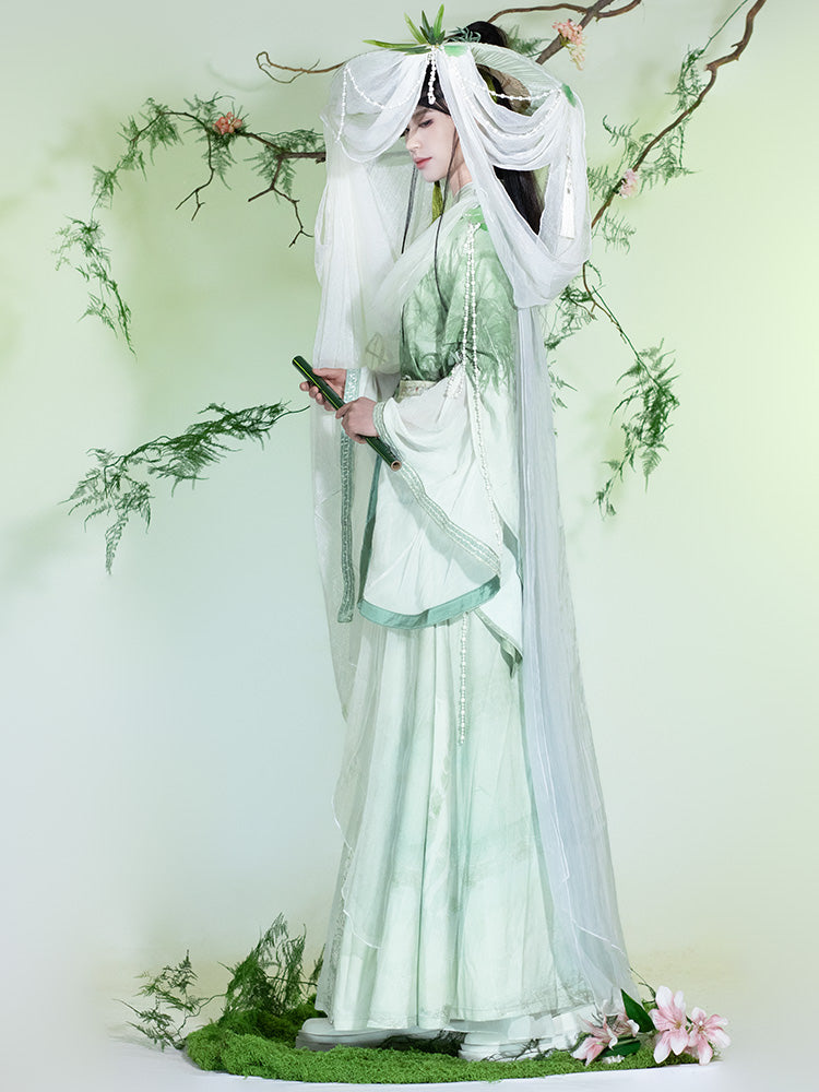 Fuyun 扶筠 - Round-Collar Embroidered Green Wide-Sleeve Xianxia Hanfu Set (Preorder)