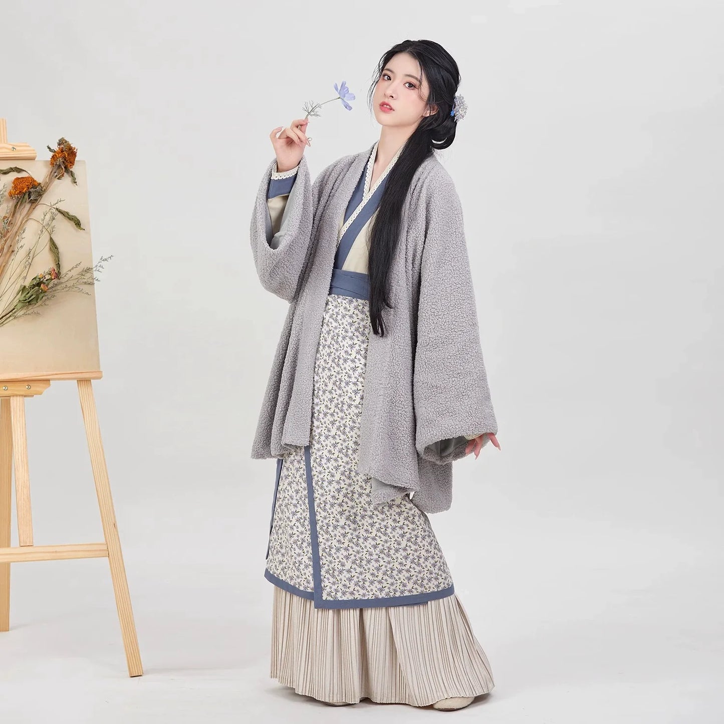 Song Dynasty Modern Hanfu Set with Winged Sleeve Top and Spiral Skirt - Begonia 海棠 (Preorder)