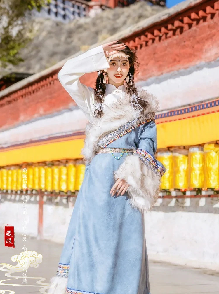 Soul of the Plateau - Spring Tibetan Embroidered Robe Ethnic Style Photography Outfit