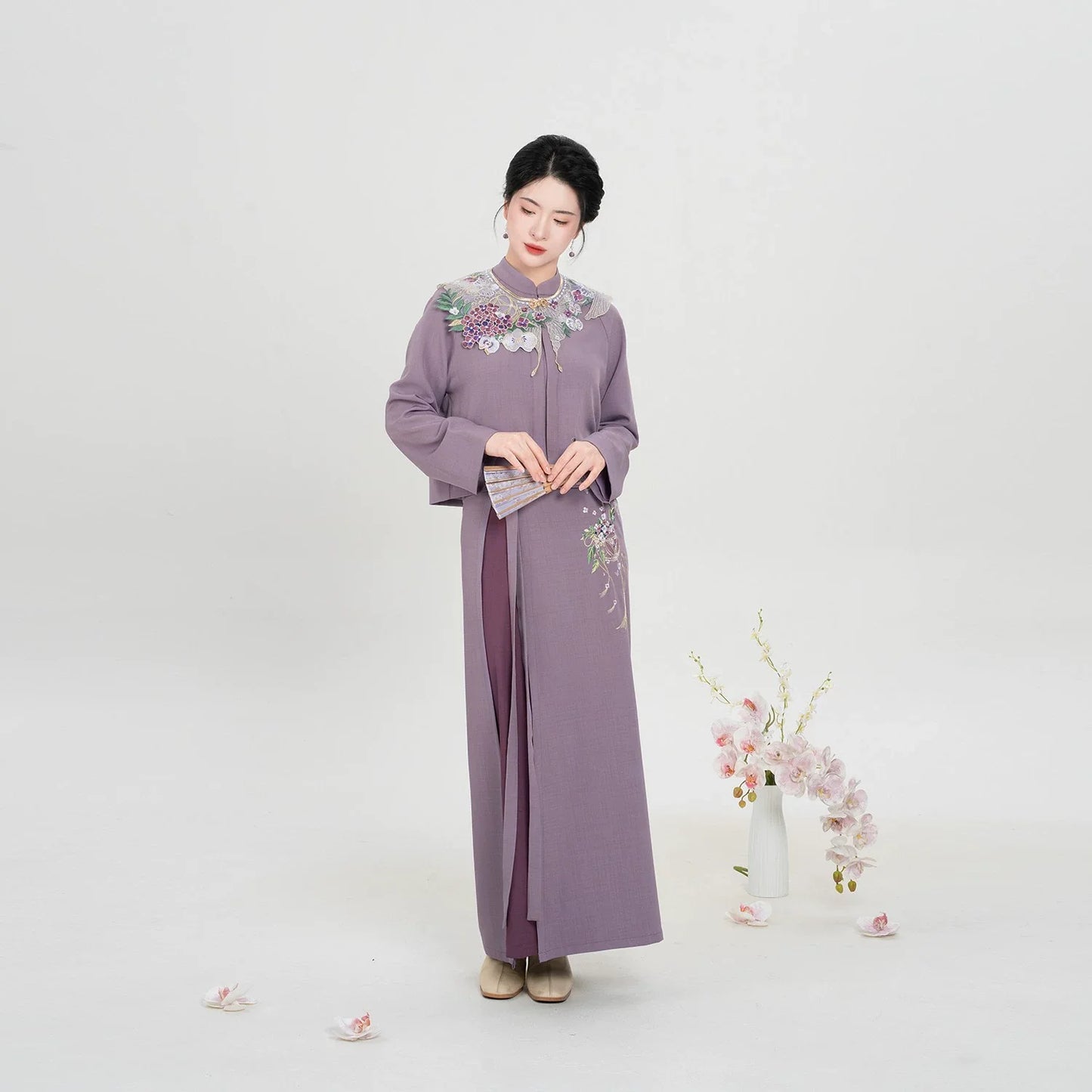 Ming Dynasty Modern Hanfu Long Sleeve Top with Spiral Skirt and Cloud Collar - Falling Wisteria 花落紫藤