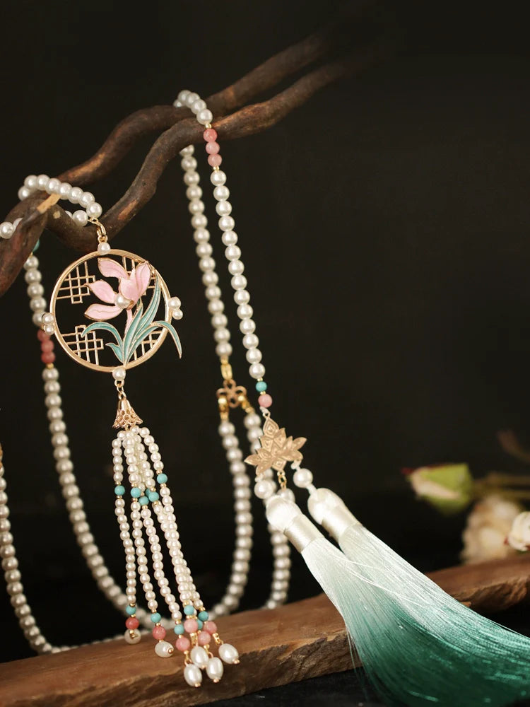 Little Orchid Chinese Style Necklace