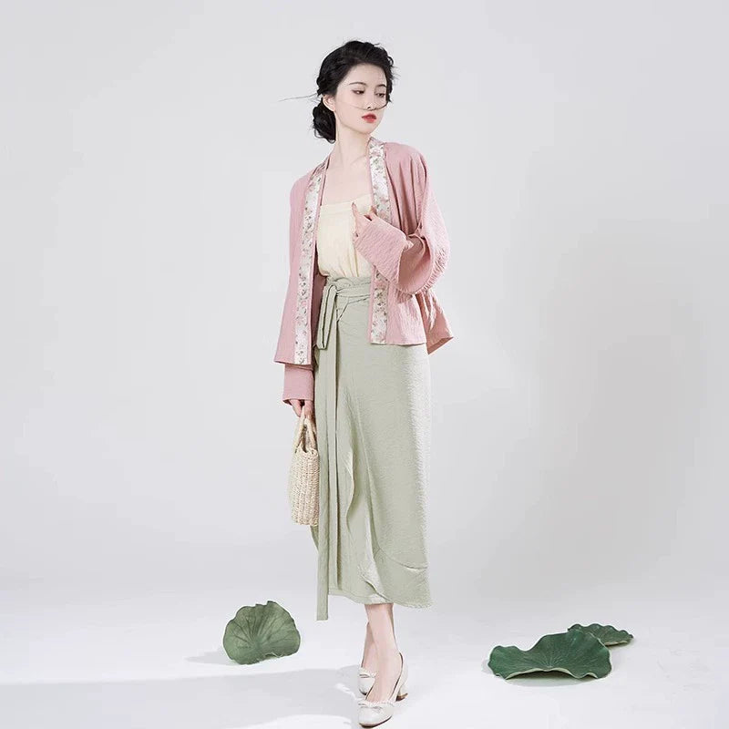 Song Dynasty Modern Hanfu Set with Winged Sleeve Top and Spiral Skirt - Autumn Lotus 秋荷 (Preorder)