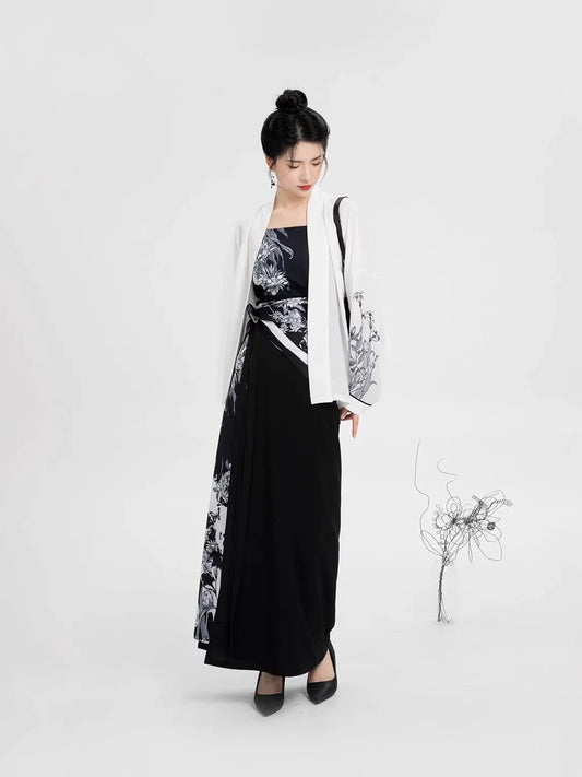 Song Dynasty Modern Hanfu Set with Winged Sleeve Top and Spiral Skirt - Heiyouzi 黑釉瓷 (Preorder)