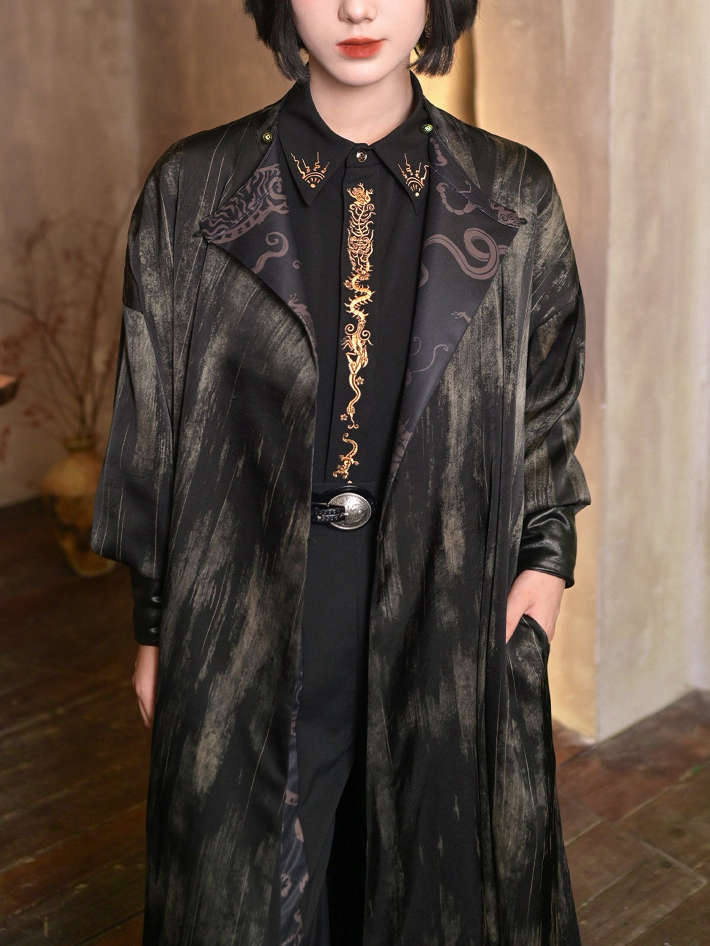 New Chinese Style Long Sleeve Top - Five Poisons 五毒