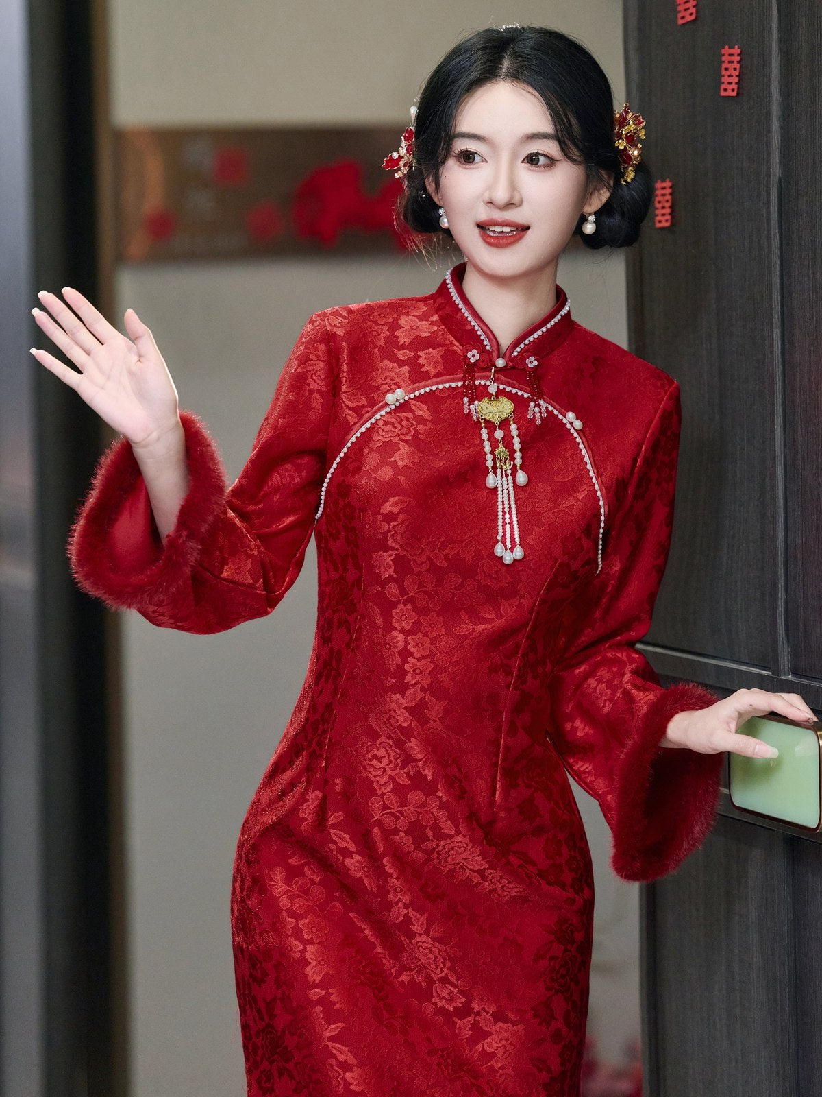 Chinese Wedding Engagement & Tea Ceremony Long Sleeve Cheongsam | Xili