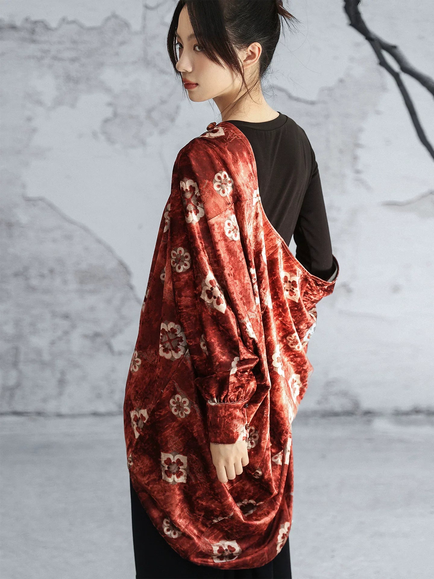 New Chinese Style Autumn Orange Red Print Loose Bat Sleeve Velvet Jacket