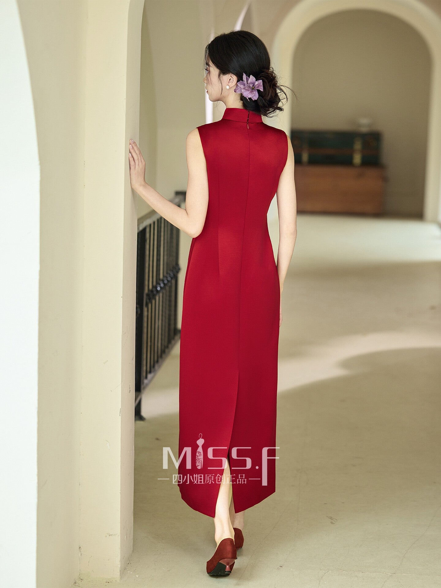 Chinese Wedding Engagement & Tea Ceremony Sleeveless Cheongsam | Jiaren