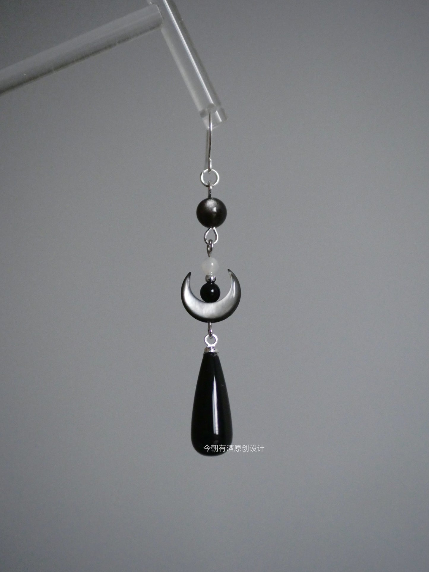 Dark Crescent Earrings | Hanfu Jewelry