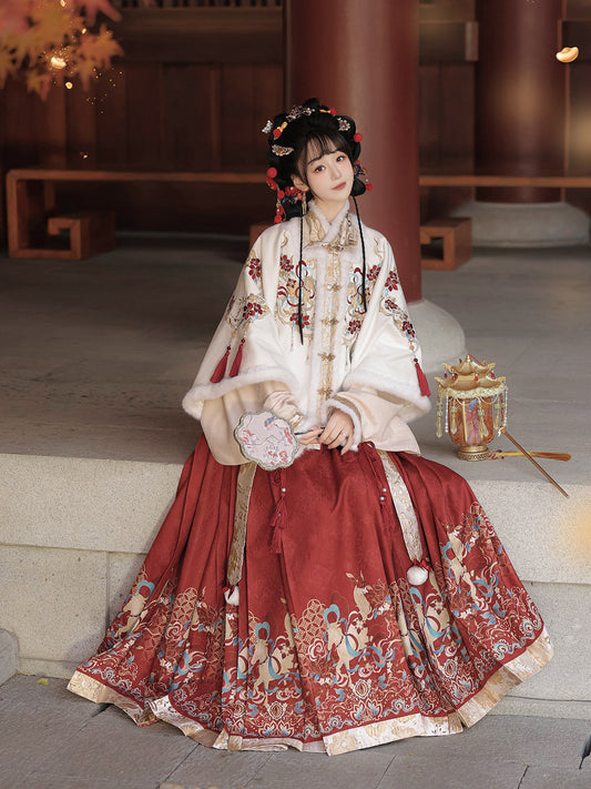Fumalinmen Ming Dynasty Chinese New Year hanfu — detail view