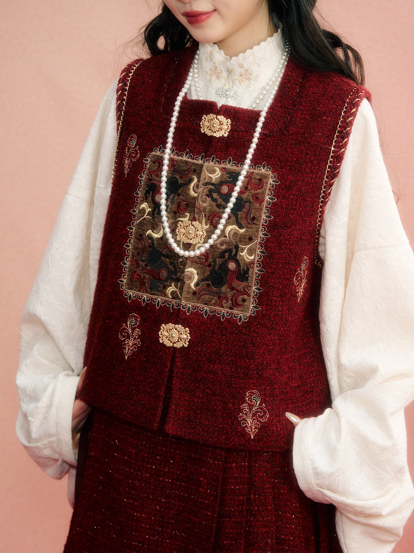 Modern Ming Dynasty Chinese New Year Festival Hanfu | Raspberry Croissant 树莓可颂