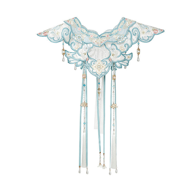 Ming Dynasty Hanfu Set with Cloud Collar & Mamian Skirt | Crescent 半月霜