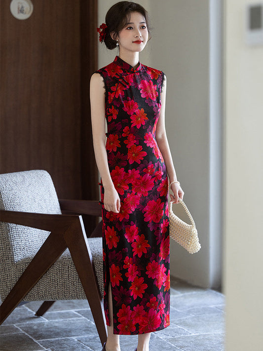 Hazel sleeveless floral long cheongsam qipao — detail view