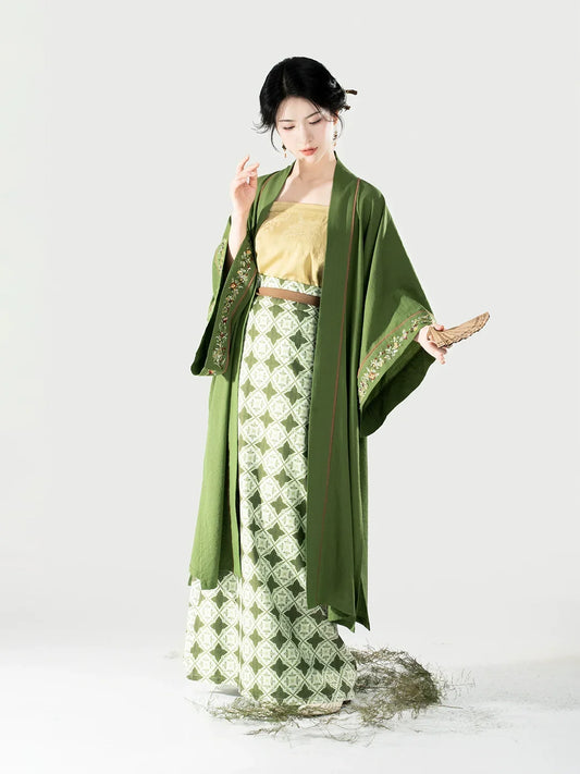 Song Dynasty Hanfu beizi set from WEAR HANFU
