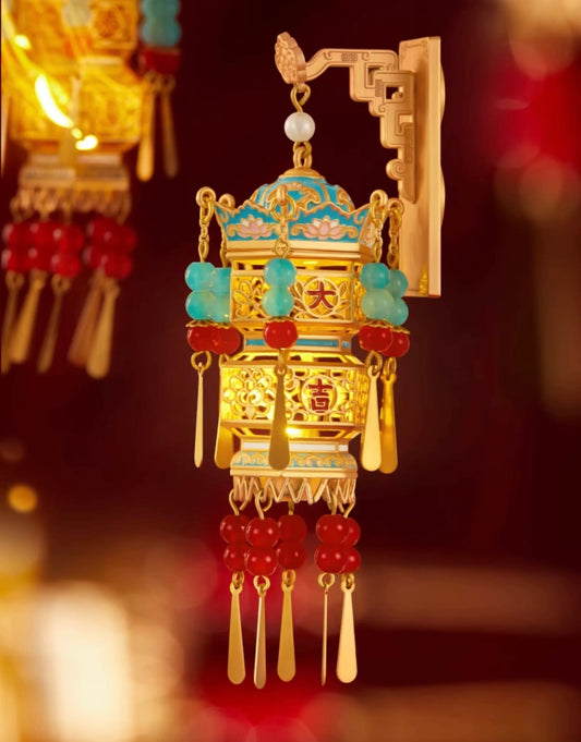 Palace lamp light-up magnet — illuminated, glowing detail view