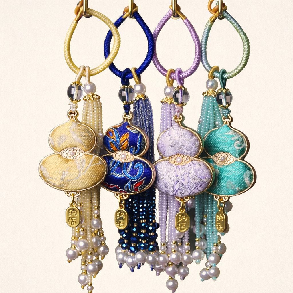 Song Brocade Hulu Gourd Keychain | Chinese Cultural Bag Accessory