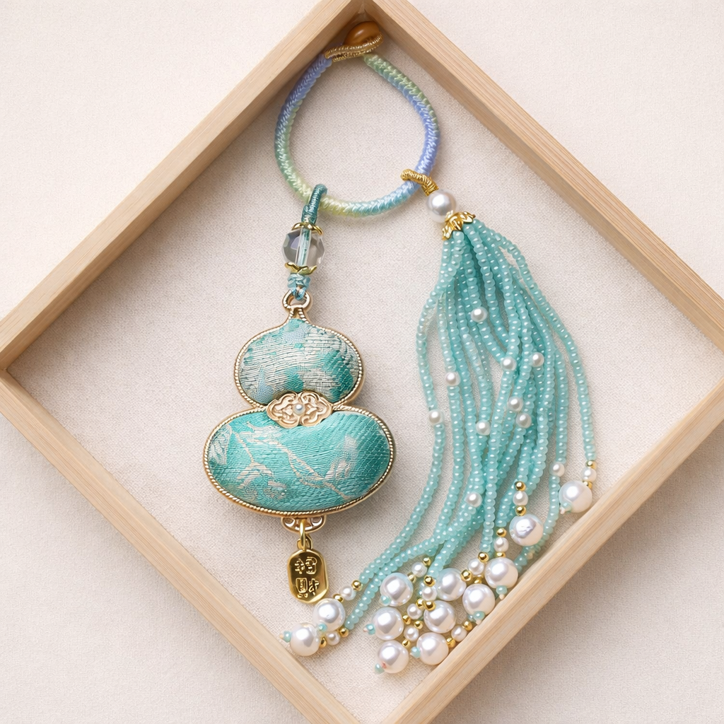 Song Brocade Hulu Gourd Keychain | Chinese Cultural Bag Accessory