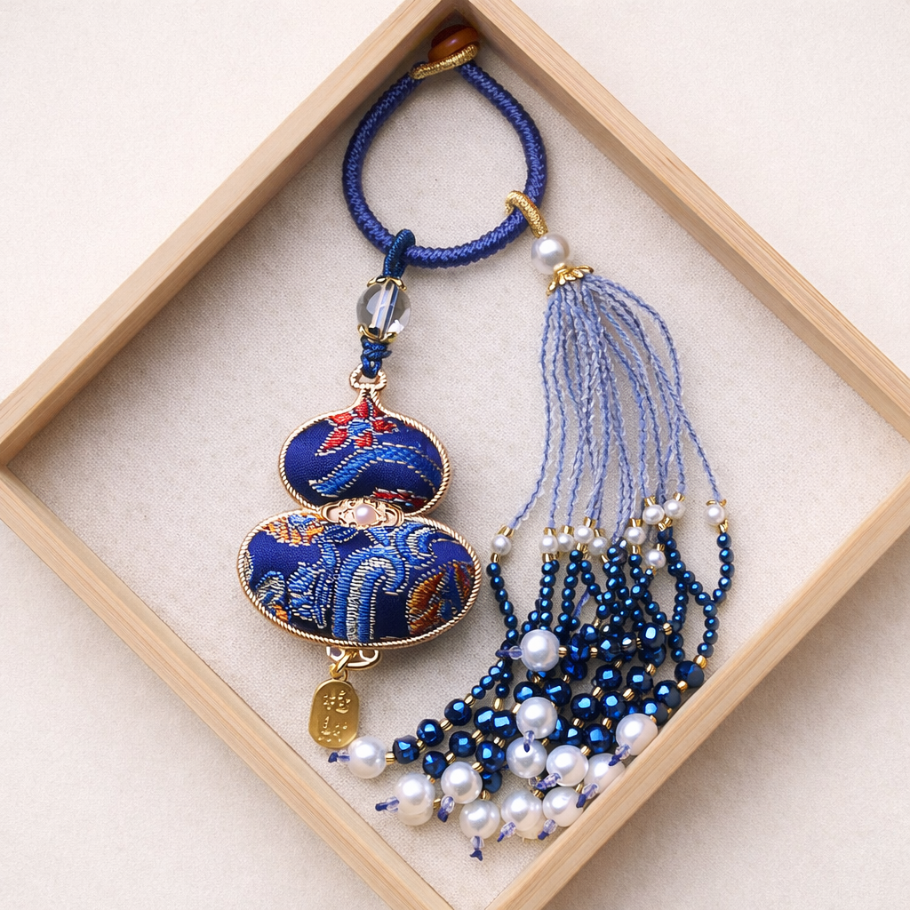Song Brocade Hulu Gourd Keychain | Chinese Cultural Bag Accessory