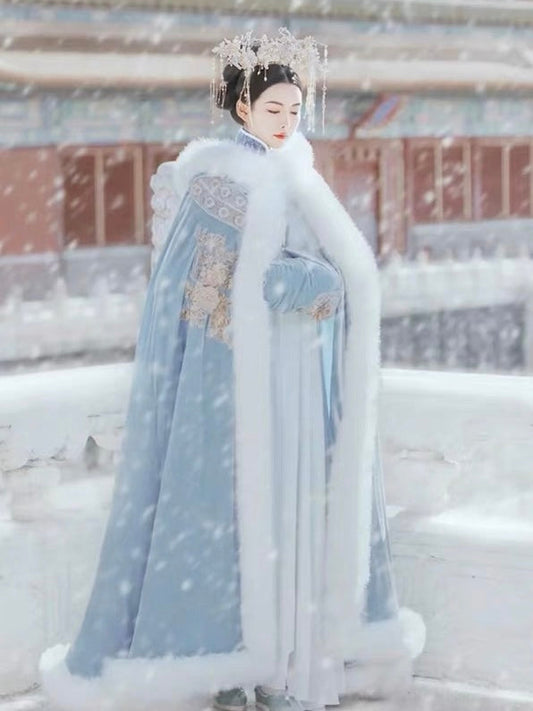 Autumn Winter hanfu cape, Wintery colorway