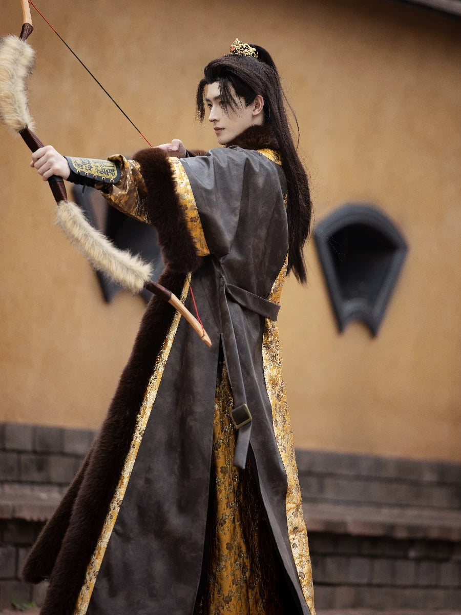 Tang Dynasty Hanfu Outfit - Journey Through Peaks 踏山河