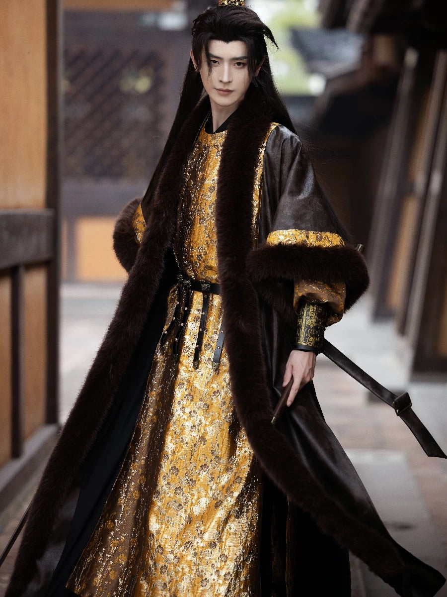 Tang Dynasty Hanfu Outfit - Journey Through Peaks 踏山河
