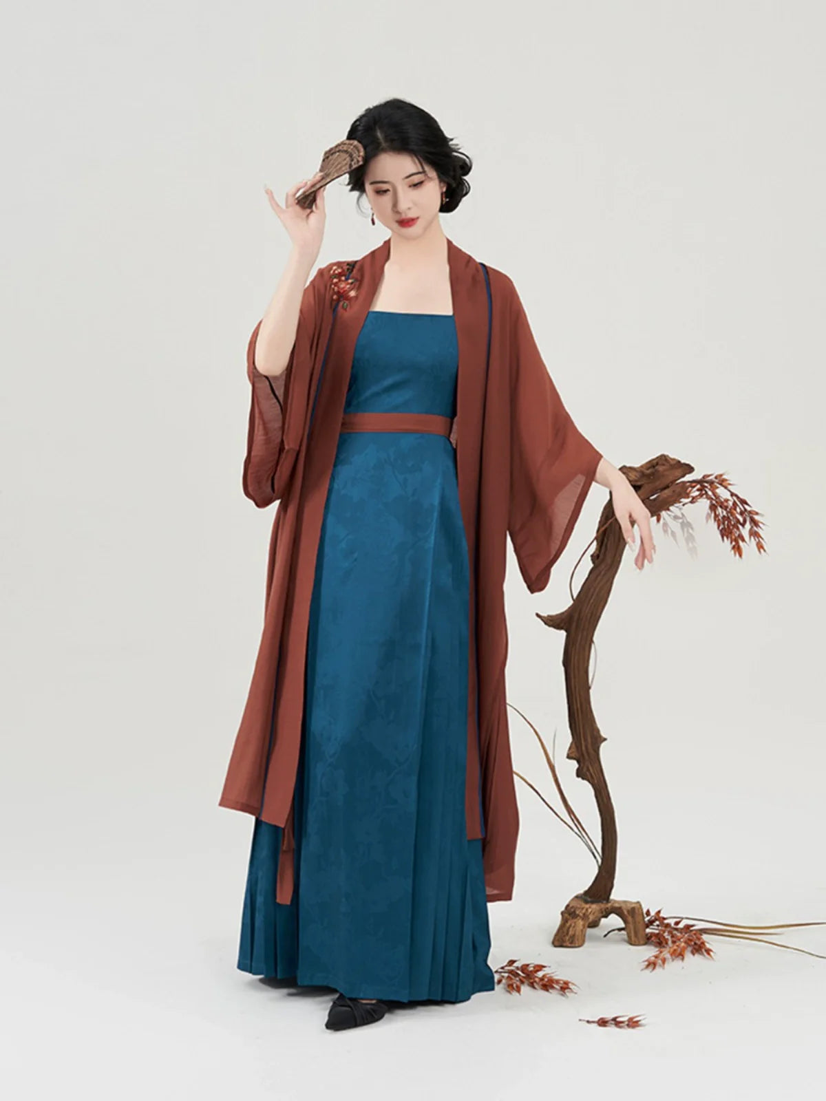 Song Dynasty Modern Hanfu - Fangqiu 方秋 (Preorder)