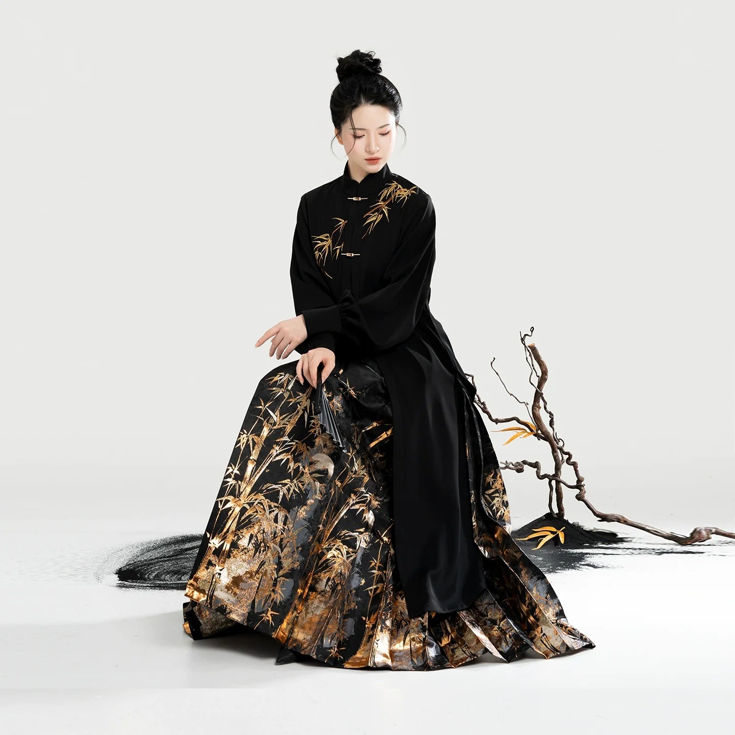 Chinese Blouse & Mamian Skirt Outfit | Golden Bamboo Ink 金墨竹