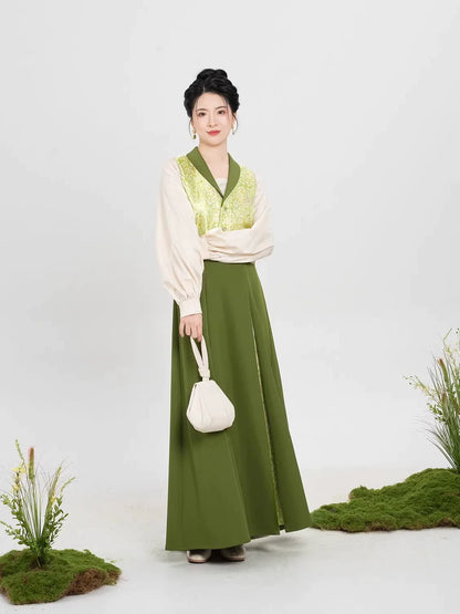Song Dynasty Modern Hanfu Set with Majia Vest and Three Pleat Skirt - Cuiyin 翠茵 (Preorder)