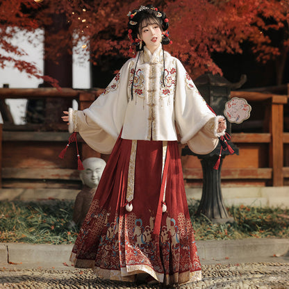 Ming Dynasty Chinese New Year Festival Hanfu | Fumalinmen 福马临门