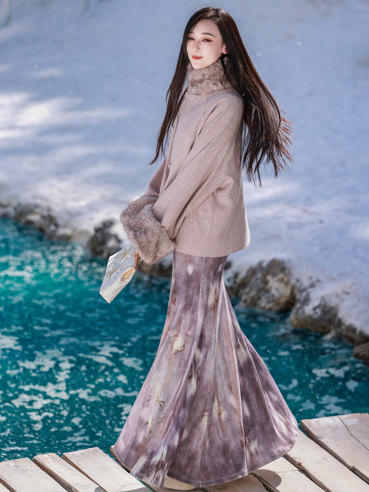 New Chinese Style Fitted Mermaid Cheongsam Dress and Outerwear with Detachable Fur Collar - Purple Mist 生紫烟 (Preorder)