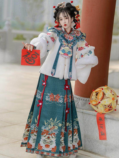 Ming Dynasty Chinese New Year Festival Hanfu | Yearly Lion Dance 舞狮年年