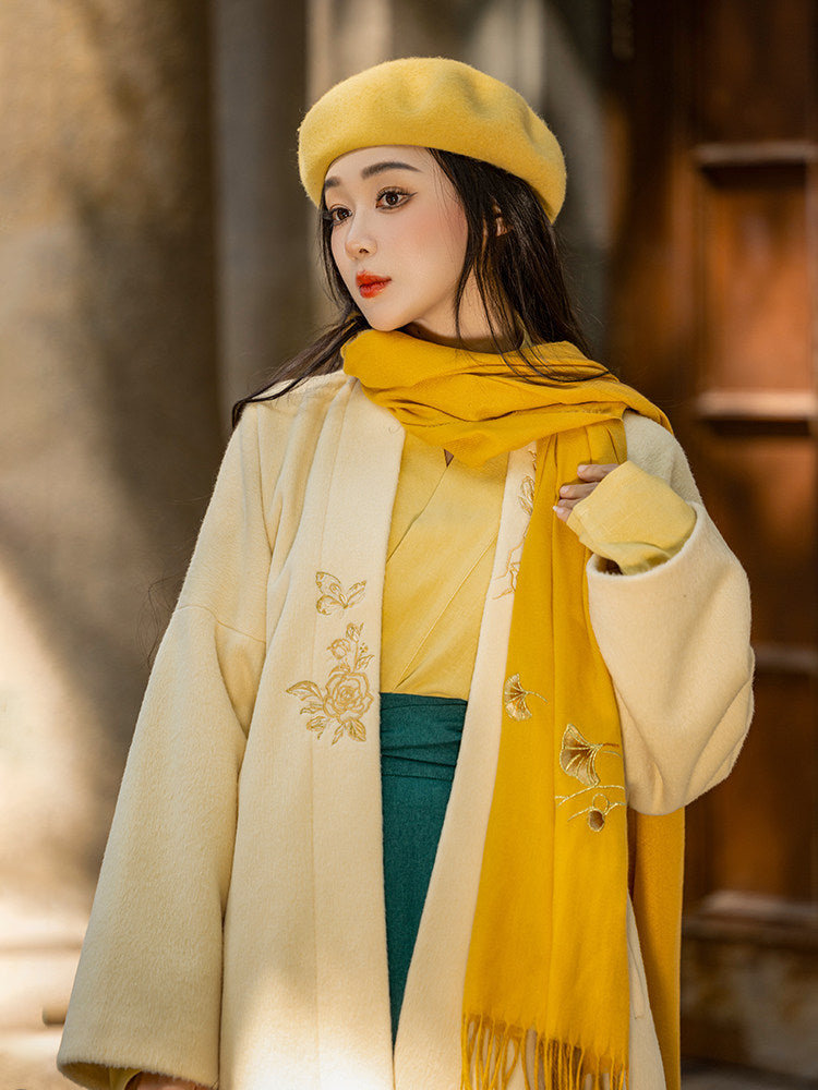 Song Dynasty Modern Hanfu Winged Sleeve Top and Wrap Skirt for Autumn and Winter - Rose Heart 玫瑰心事 (Preorder)