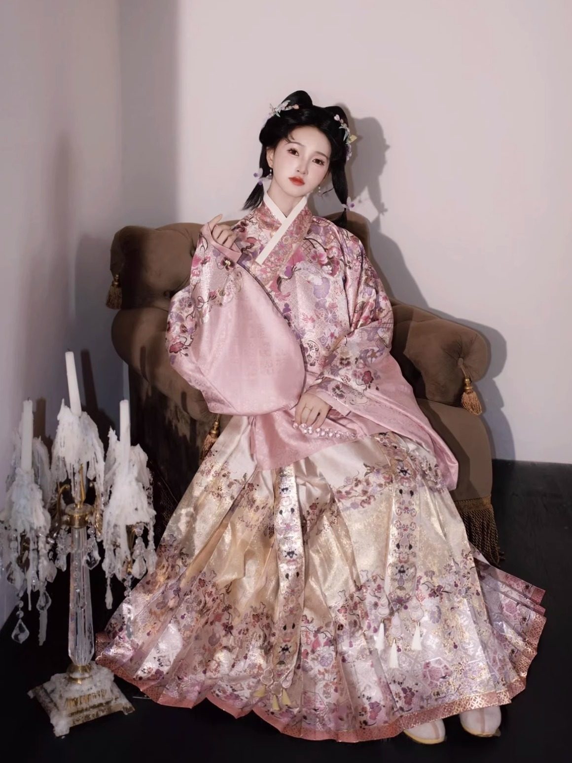 Ming Dynasty Chinese New Year Festival Hanfu | Blessings 福禄今安