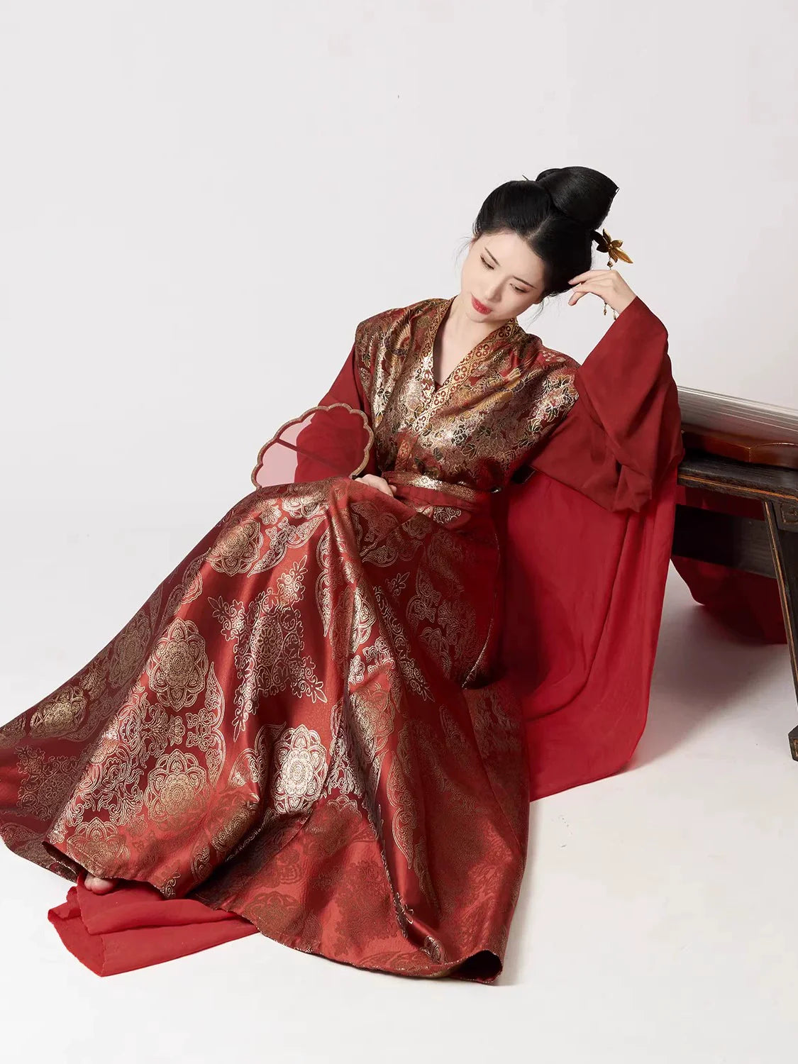 Tang Dynasty Modern Hanfu Set with Beizi Overlay & Flowing Eight-Panel Skirt - Thousands of Years of Autumn 千秋万载 (Preorder)