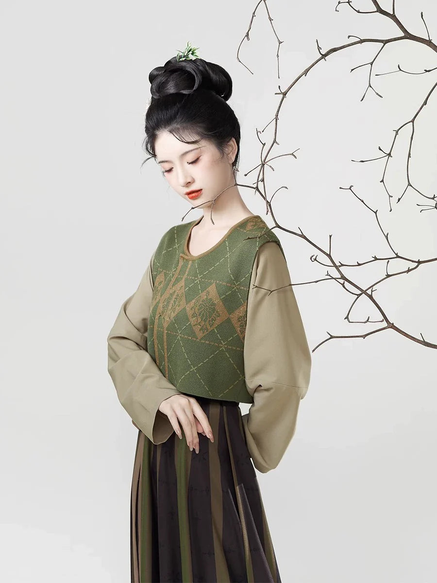 Tang Dynasty Modern Hanfu Set with Beizi Overlay & Flowing Eight-Panel Skirt - Twilight Returns 暮晚归 (Preorder)