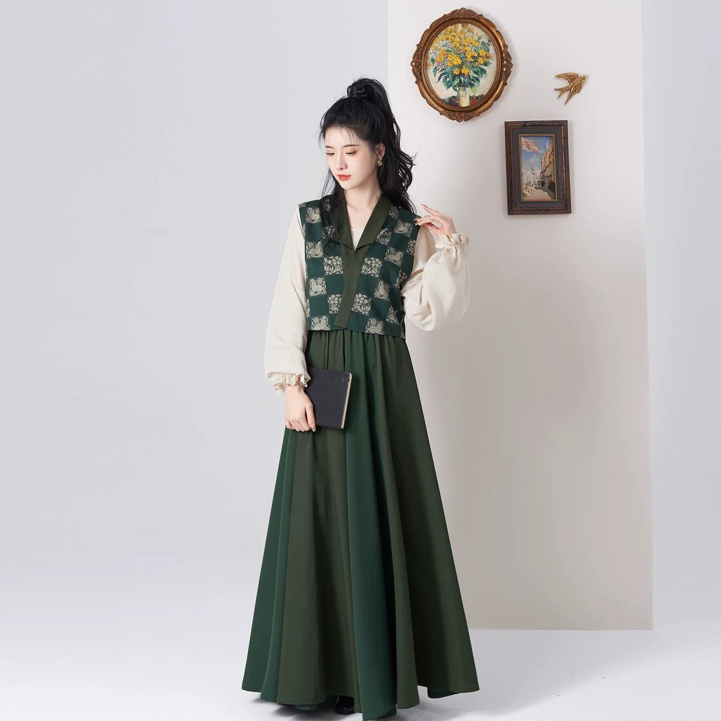 Tang Dynasty Modern Hanfu Set with Beizi Overlay & Flowing Eight-Panel Skirt - Baina 百纳 (Preorder)