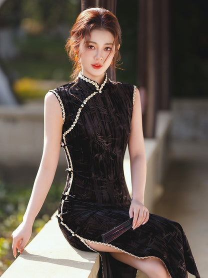 Sleeveless High Slit Long Qipao | Night Garden
