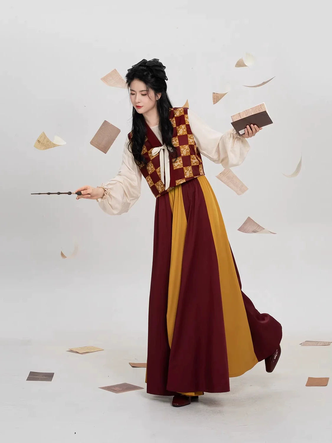 Tang Dynasty Modern Hanfu Set with Beizi Overlay & Flowing Eight-Panel Skirt - Xiachi 夏炽 (Preorder)