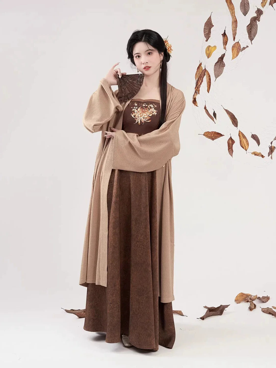 Modern Tang Dynasty Hanfu Slip Dress Set - Qiuju 秋菊 (Preorder)