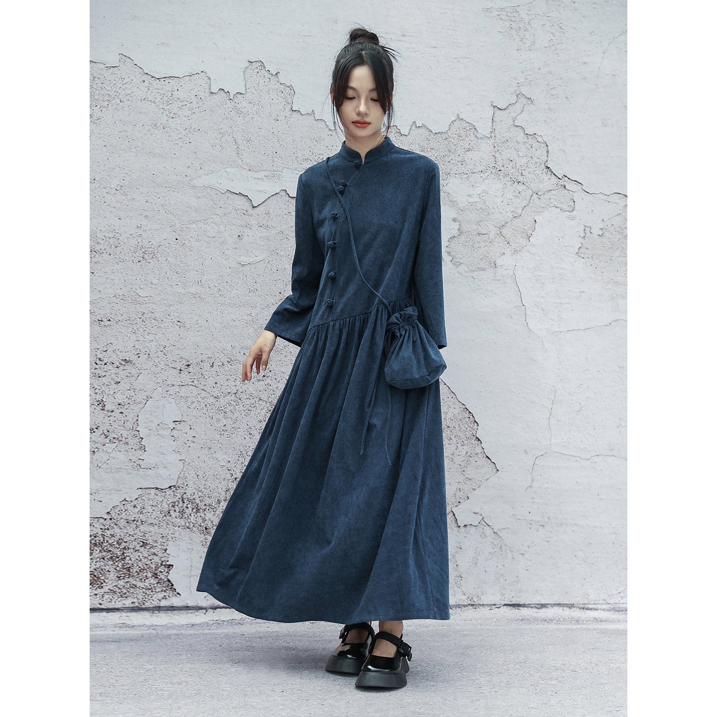 New Chinese Style Long Sleeve Cheongsam Dress - Lang Huan 琅嬛