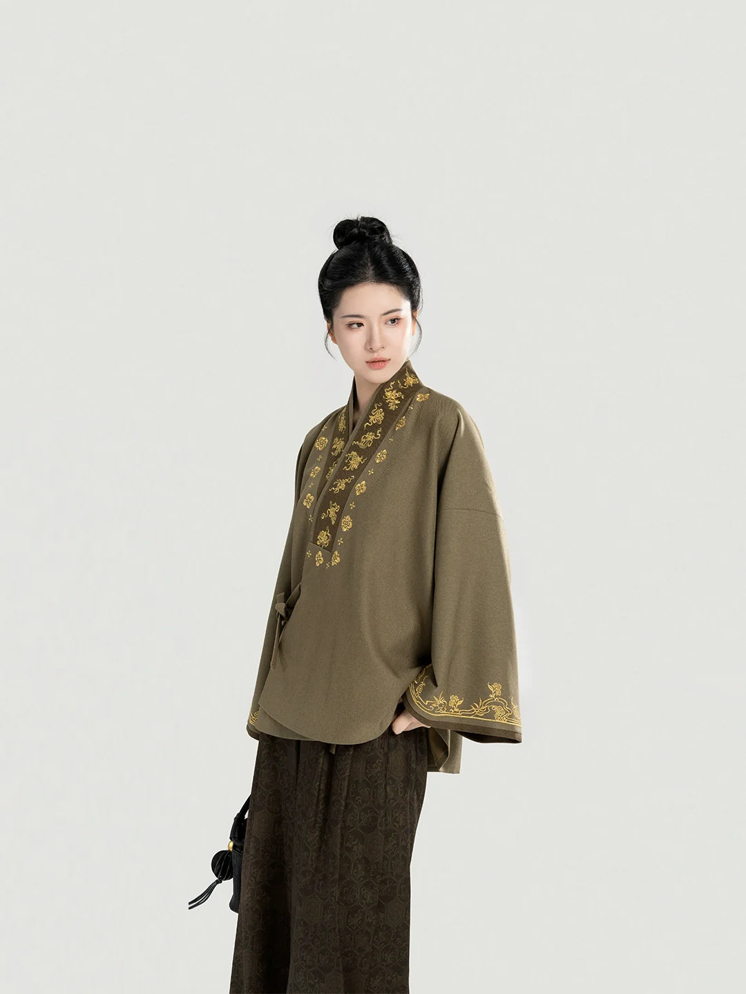 New Chinese Style Women Jacket and Wide Leg Pants Hanfu Set - Urban Walker 都市道中人 (Preorder)
