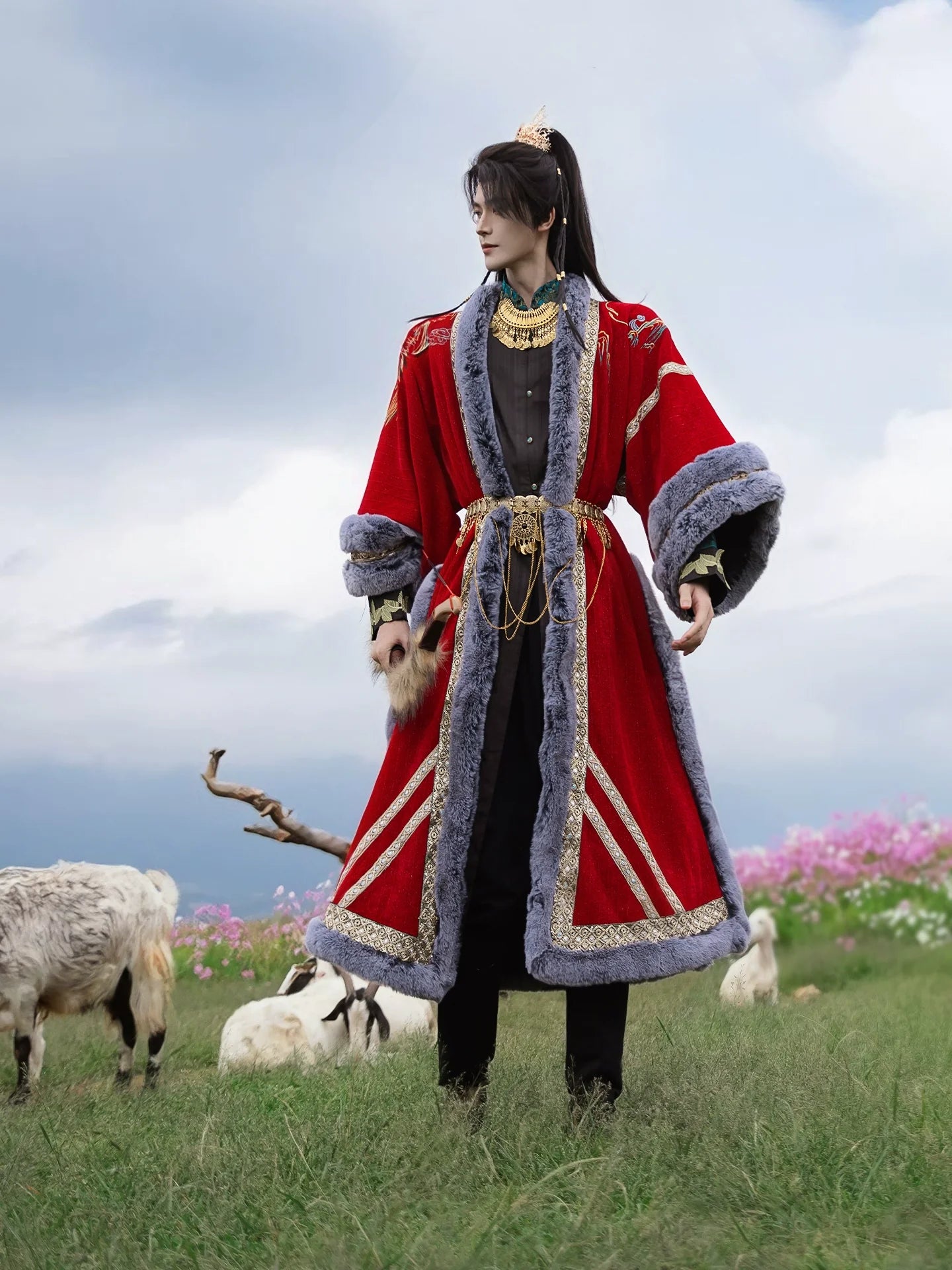 Yan Yun 炎云 - Song Dynasty Swordsman Coat and Robe Hanfu Outfit for Spring, Autumn & Winter (Preorder)