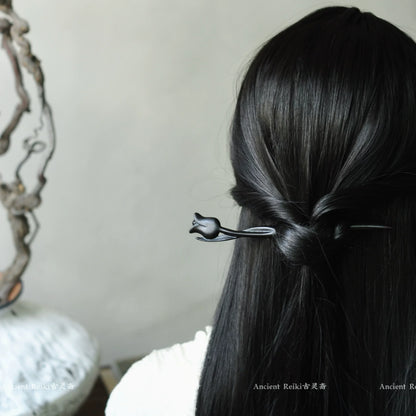 Lily Hair Stick | Traditional Chinese Hair Accessory