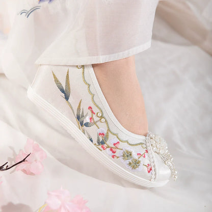 Eva - Embroidered Chinese Hanfu Shoes
