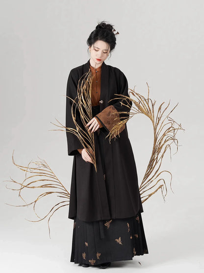 Song-Ming Dynasty Modern Hanfu Set with Long Sleeve Top and Mamian Skirt - Hundred Butterflies 百蝶绘 (Preorder)