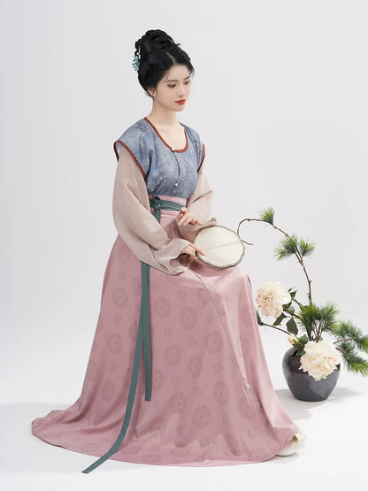 Tang Dynasty Modern Hanfu Set with Beizi Overlay & Flowing Eight-Panel Skirt - Bicheng 碧城 (Preorder)